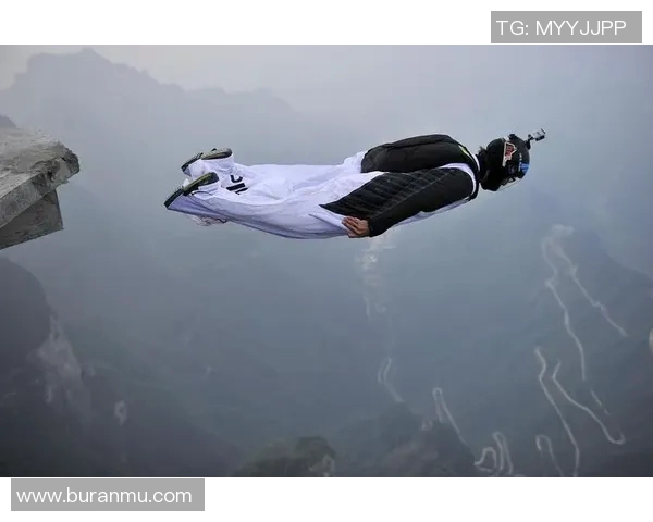 极限运动的魅力与挑战：走近南京极限运动队的激情与力量