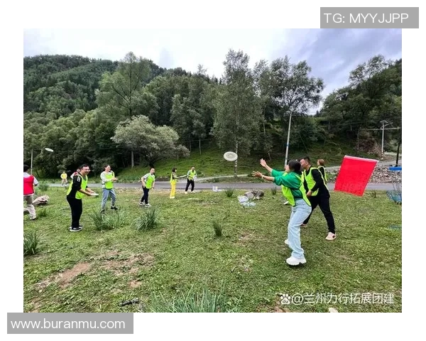 飞盘竞技背后的心理力量:深入解析杭州飞盘队的心理素质与团队精神